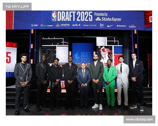 SI体育画报最新选秀NBA Draft预测火箭队:第12顺位 : 博伊尔斯 SI体育画报最新选秀NBA Draft预测火箭队:第12顺位 : 博伊尔斯